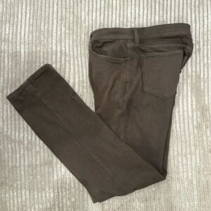 PAIGE FEDERAL style jeans - Waist Size 34 in